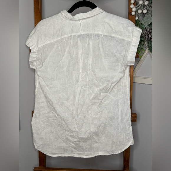 Beachlunchlounge White Short Sleeve Half Button Down - Picture 2 of 4
